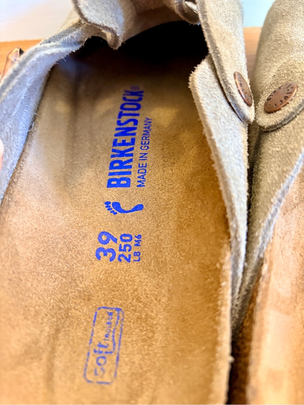 NWOT Birkenstock Boston Taupe Suede Soft Footbed Narrow EU 39 W8 - Picture 4 of 9